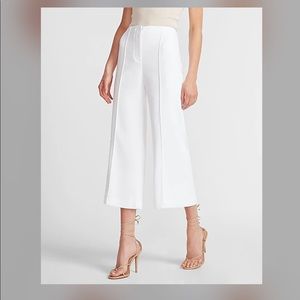 Wide leg cropped pants